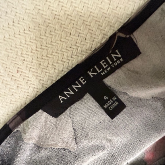 Anne Klein Skirt - Picture 5 of 5